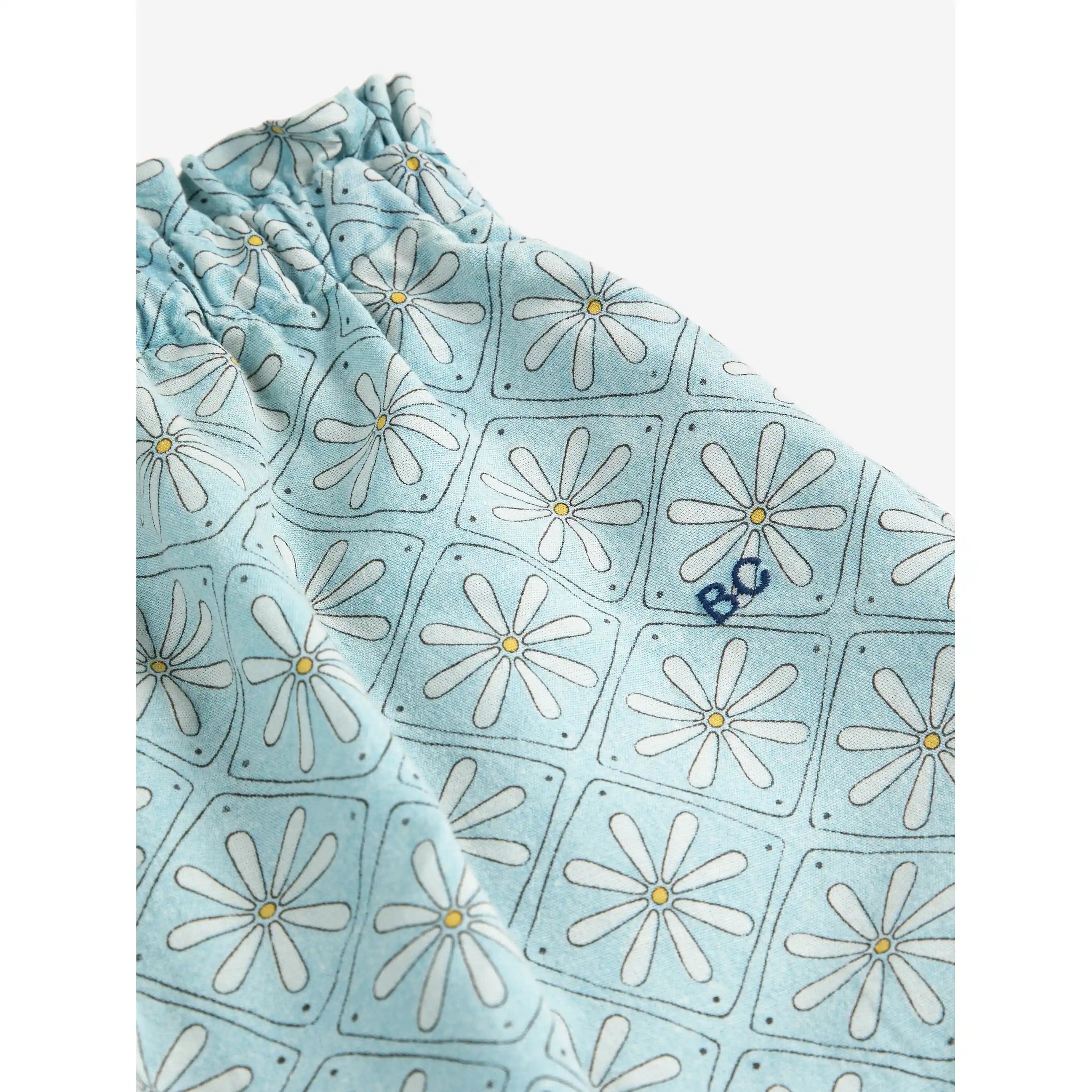 Bobo Choses - Hose / Culotte "Daisy Mosaic all over woven culotte pants" | daisy light blue