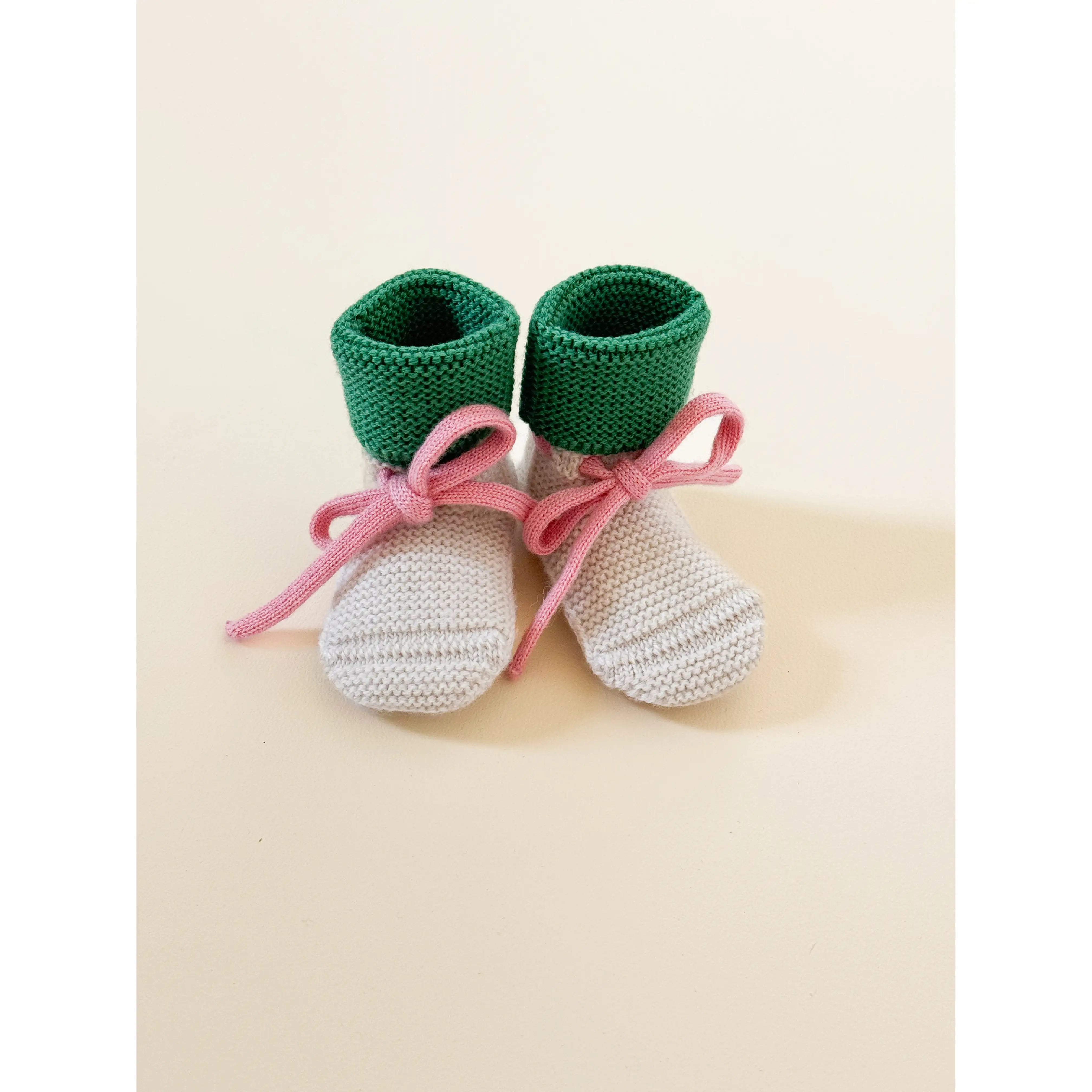 Hvid - Strickschühchen "Booties"