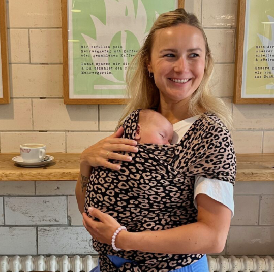 Little Wombat - baby wrap | sand