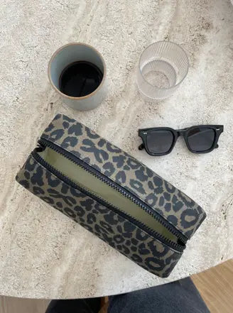 Lukkily - Kosmetiktasche "Wash Bag" | canvas leo Lukkily