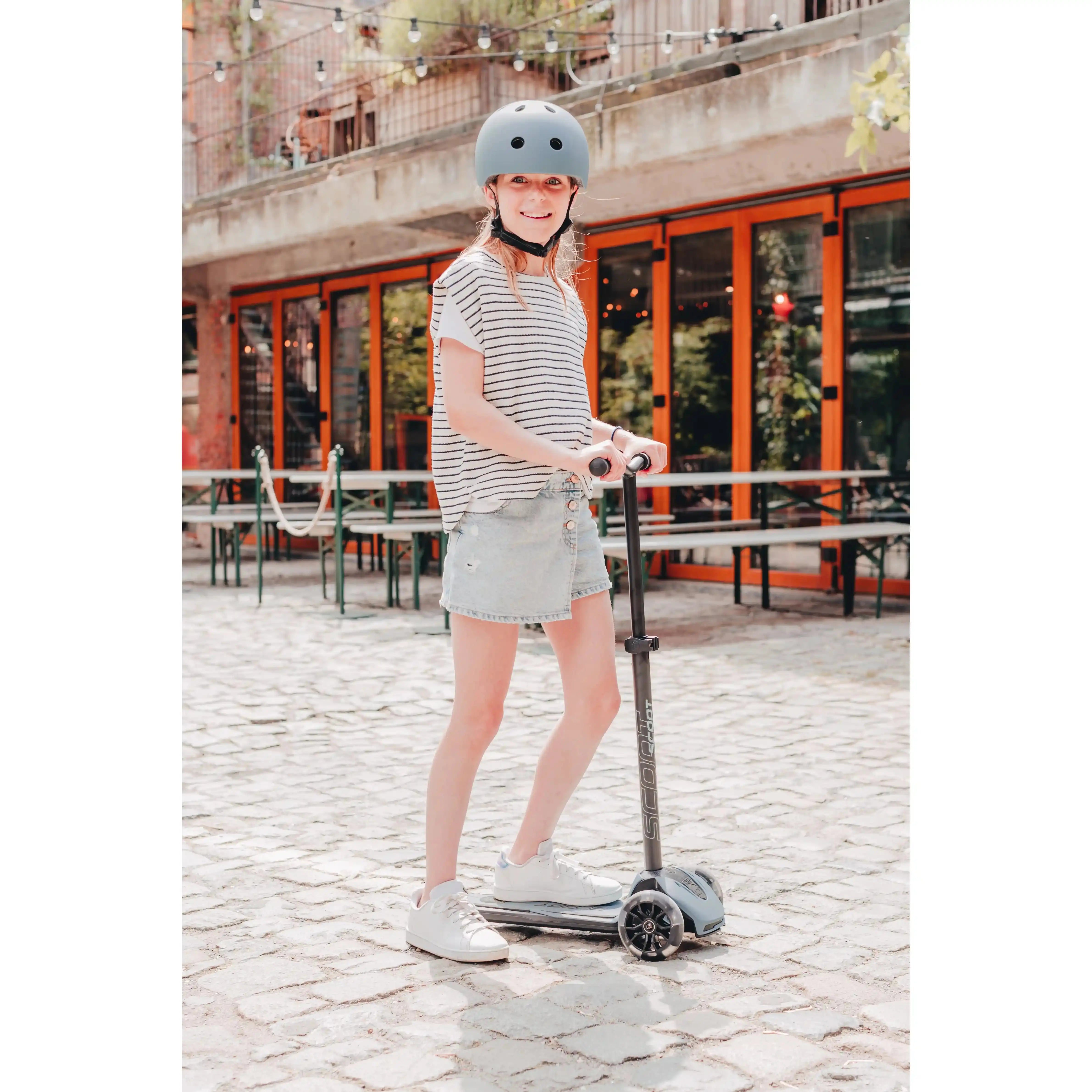 Scoot & Ride - Roller "Highwaykick 5 LED" | ash Scoot & Ride