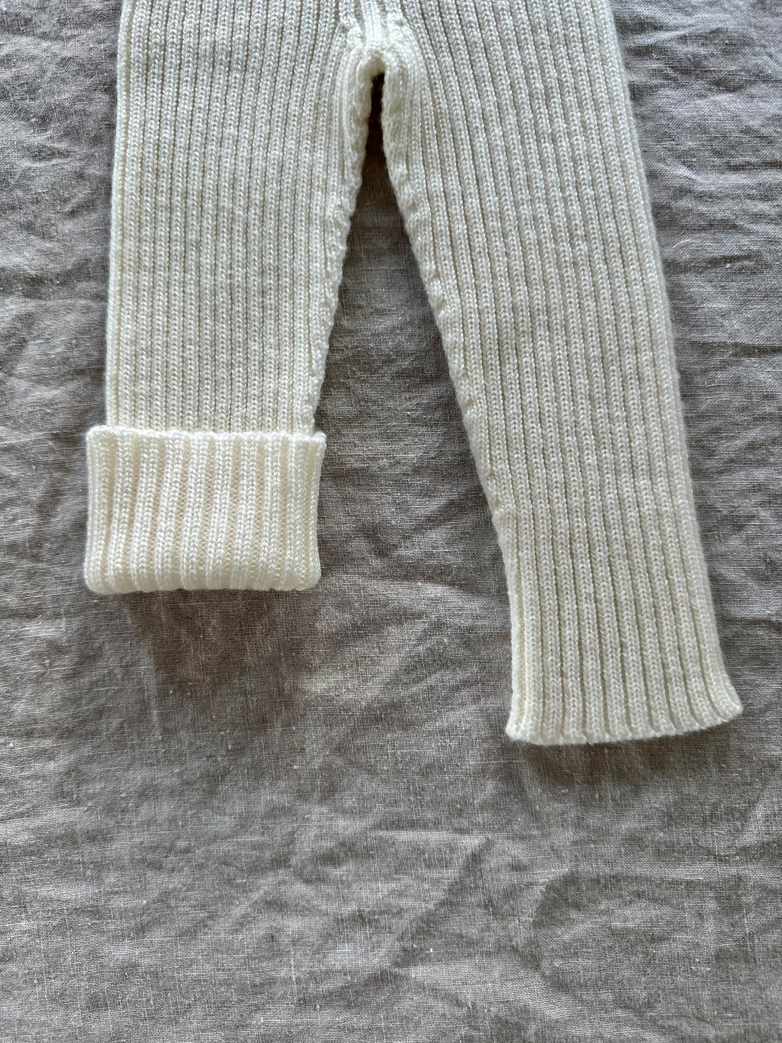 Strickgut - Babyleggings zum Mitwachsen aus Merinowolle | ecru Strickgut
