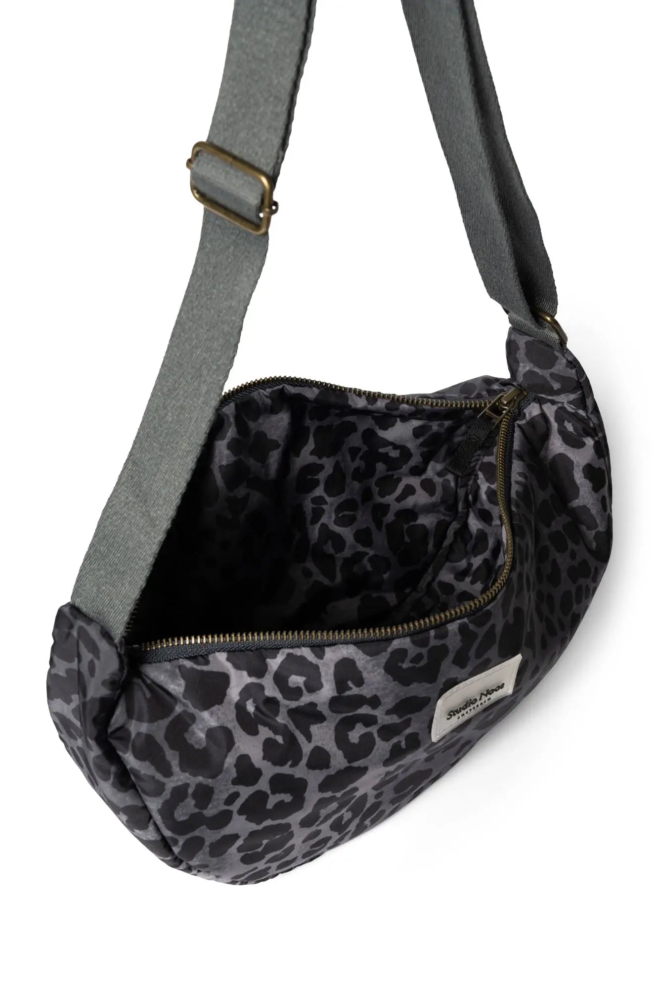 Studio Noos - Tasche "Antra Leopard Puffy Adult Fanny Pack" | antra leopard Studio Noos