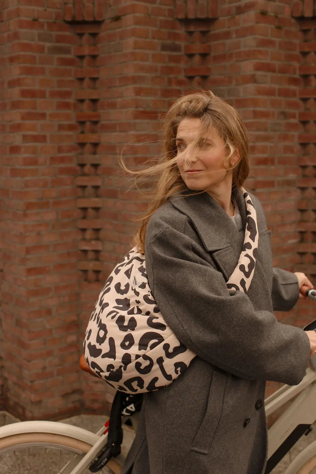 Studio Noos - Tasche "Holy Cow Puffy Cross Body Bag" | holy cow Studio Noos