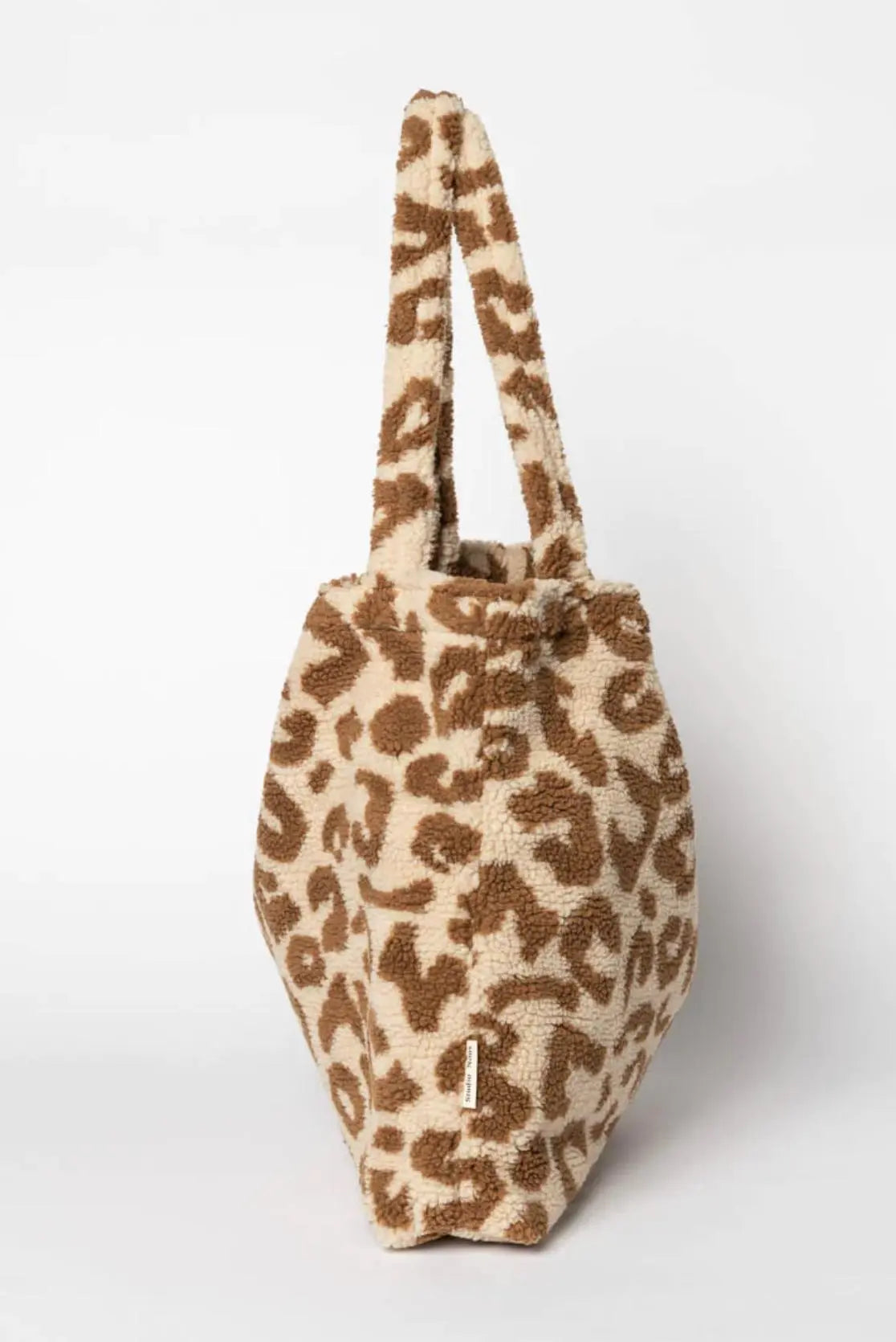 Studio Noos - Tasche "Leopard Ecru Teddy Mom Bag" | leopard ecru - Leja Concept Store