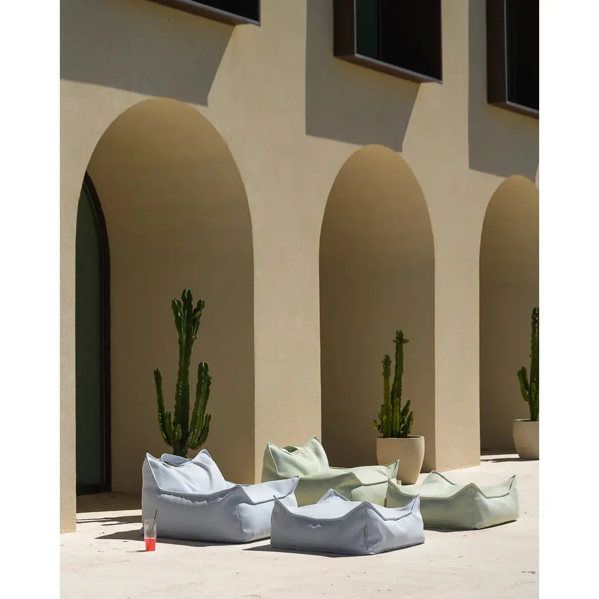 Wigiwama - Ottomane Outdoor "Terra Outdoor Square Ottoman" | terra Wigiwama