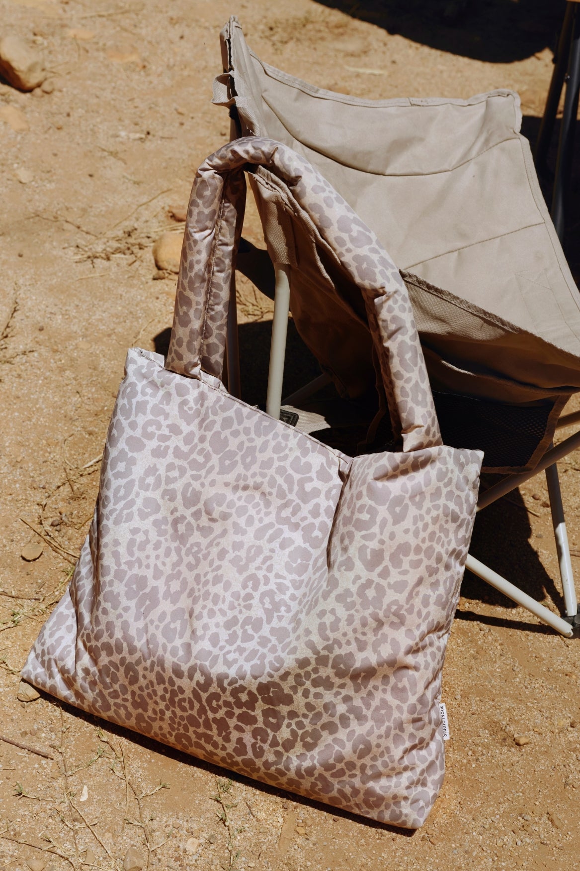 Studio Noos - Tasche "Puffy Mom Bag" | beige leopard