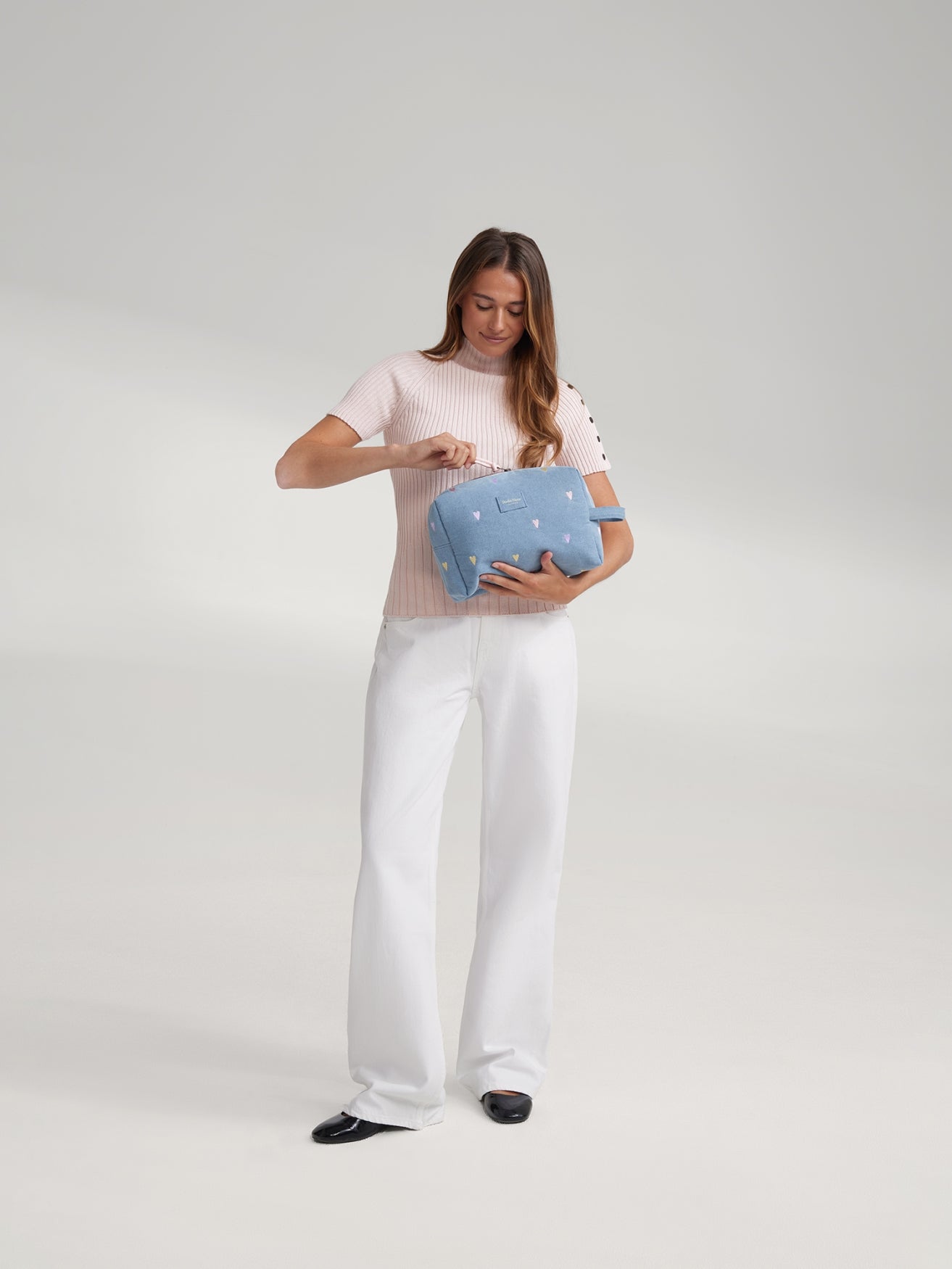 Studio Noos - Kosmetiktasche "Denim Toiletry Bag" | light blue denim hearts