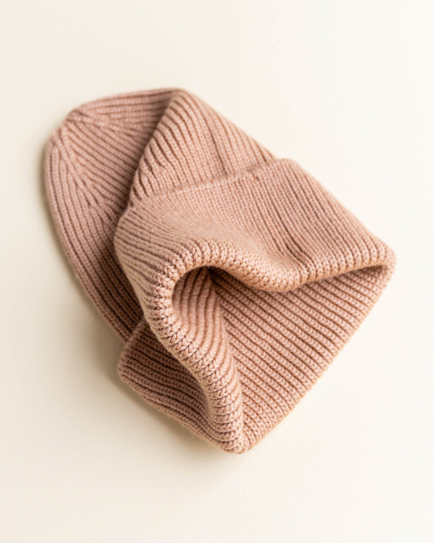 Hvid - Mütze für Erwachsene "Fonzie Adult" | rose - Leja Concept Store