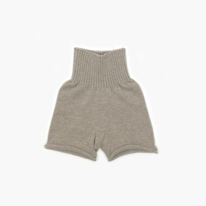 Strickgut - Kurze Babyhose zum Mitwachsen aus Merinowolle | beige