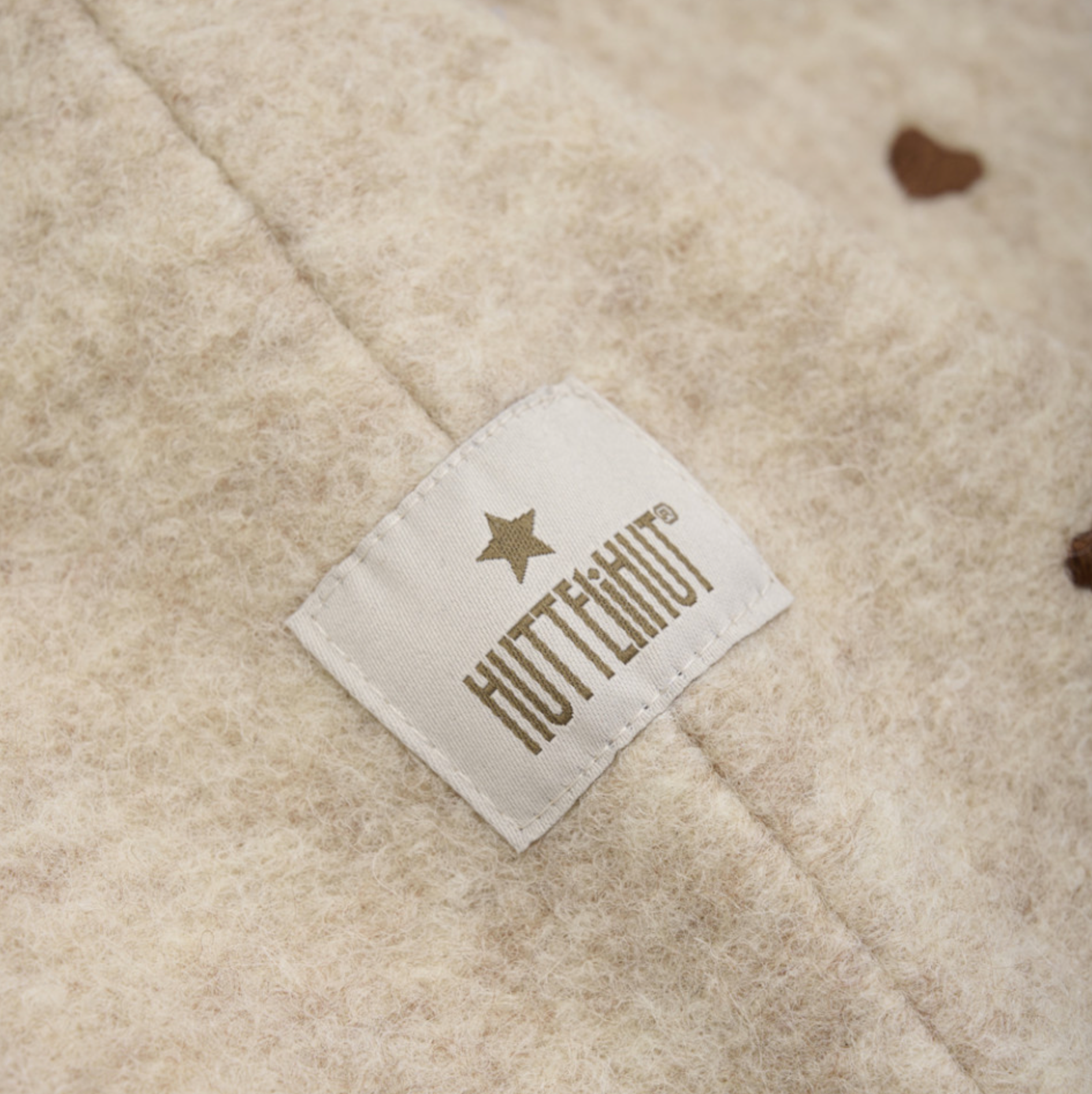 Huttelihut - children's balaclava "PLYS E-hut Wool" | camel