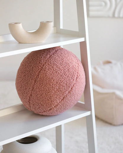 Wigiwama - Kissen "Ball Cushion" | guava