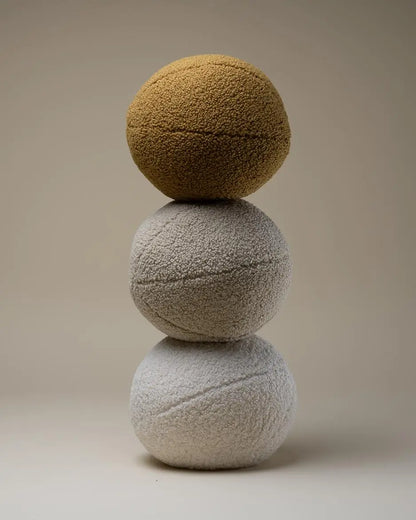 Wigiwama - Kissen "Ball Cushion" | biscuit