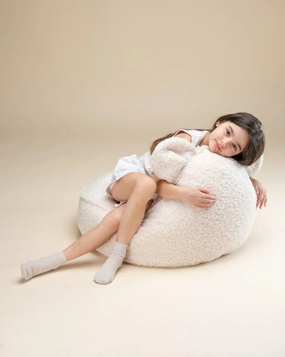 Wigiwama - Bären-Sitzsack "Bear Beanbag" | cream-white