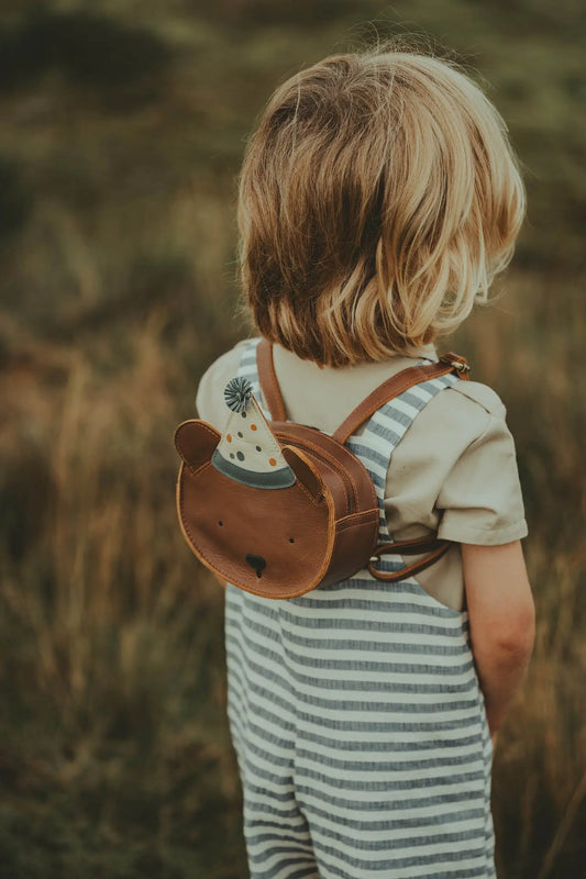 Donsje - Rucksack "Tendo Backpack Festive Bear" | cognac classic leather Donsje