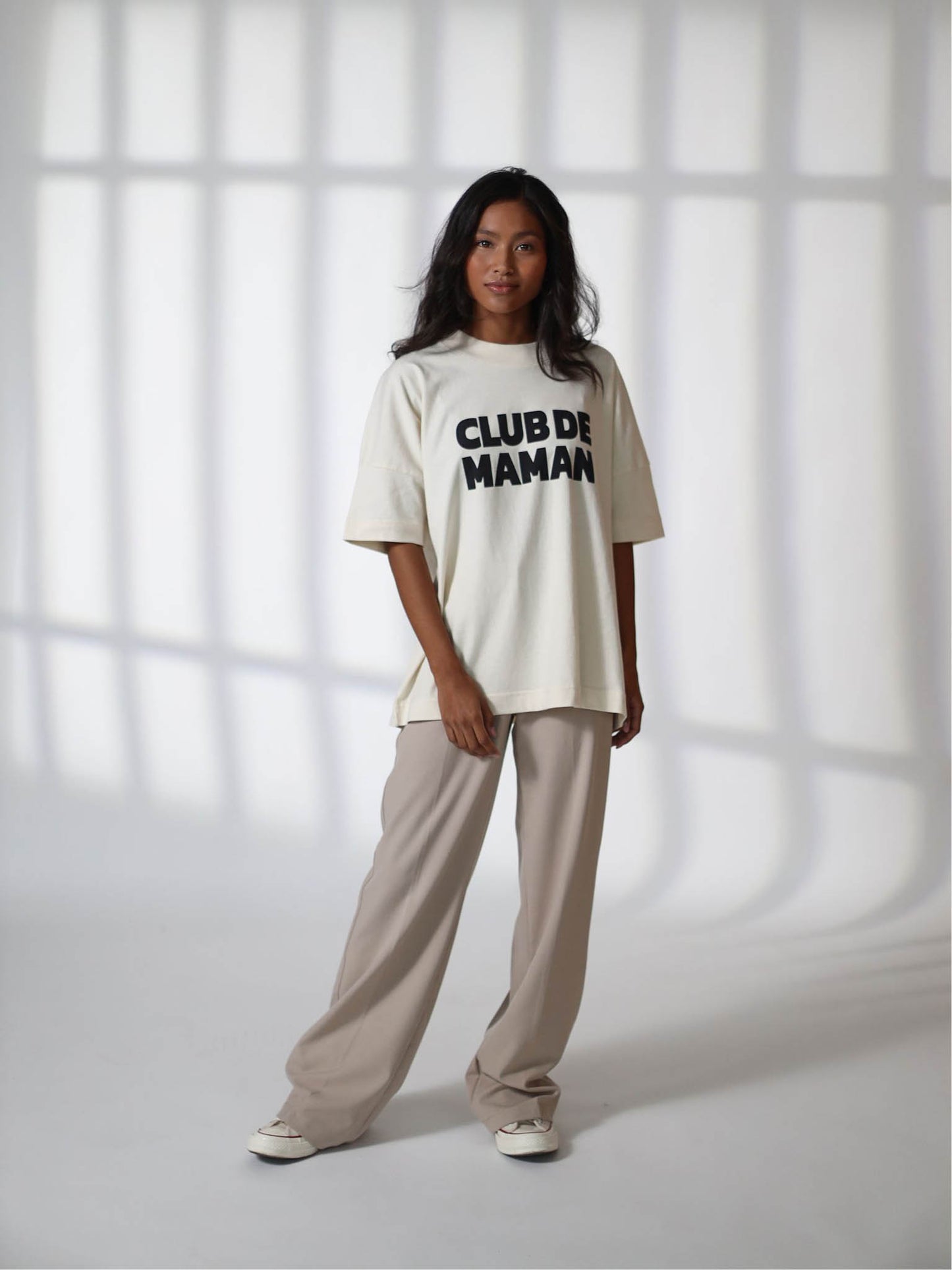 Famvibes - Damen T-Shirt "CLUB DE MAMAM" | beige / schwarz - Leja Concept Store