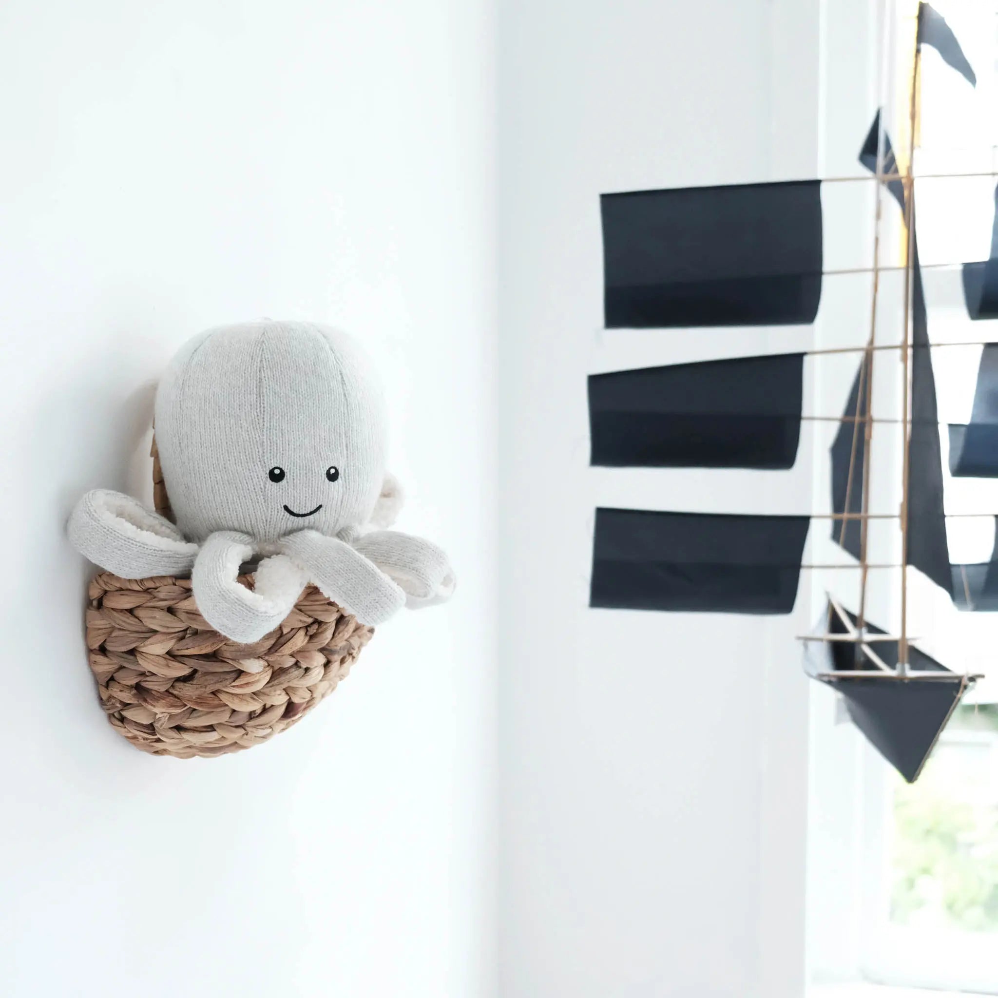 Flow Amsterdam - Kuscheltier mit Spieluhr "Olly Heartbeat Comforter" | off-white Flow Amsterdam