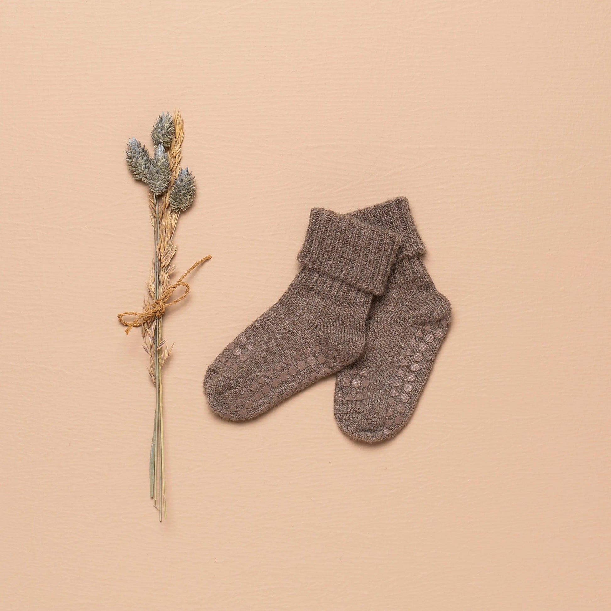 GoBabyGo - Alpaca Antirutsch-Socken "Non-Slip Socks" | walnut GoBabyGo