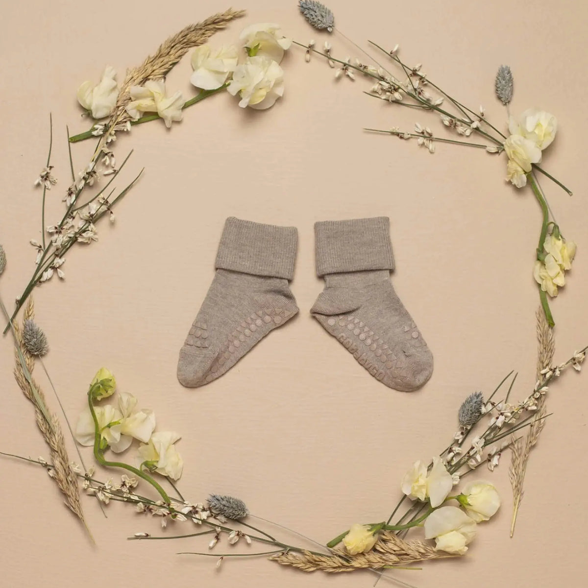 GoBabyGo - Antirutsch-Socken Bambus "Non-Slip Socks Bamboo" | sand