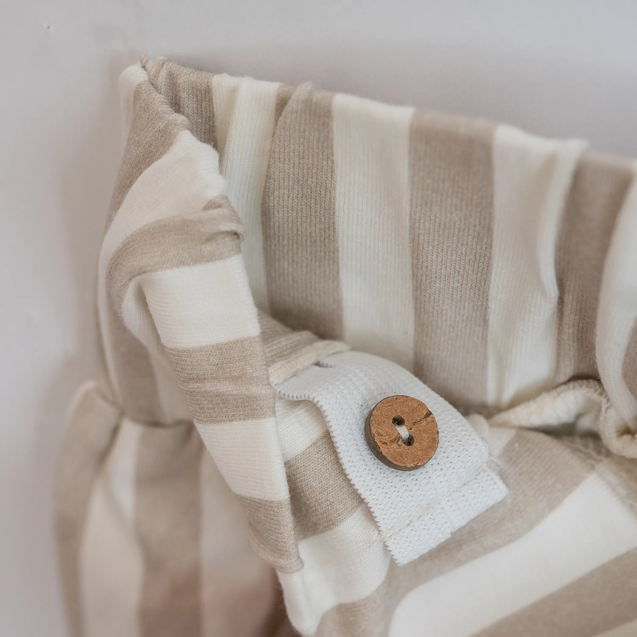 Hanevild - Hose "Striped shorts" | summer sand