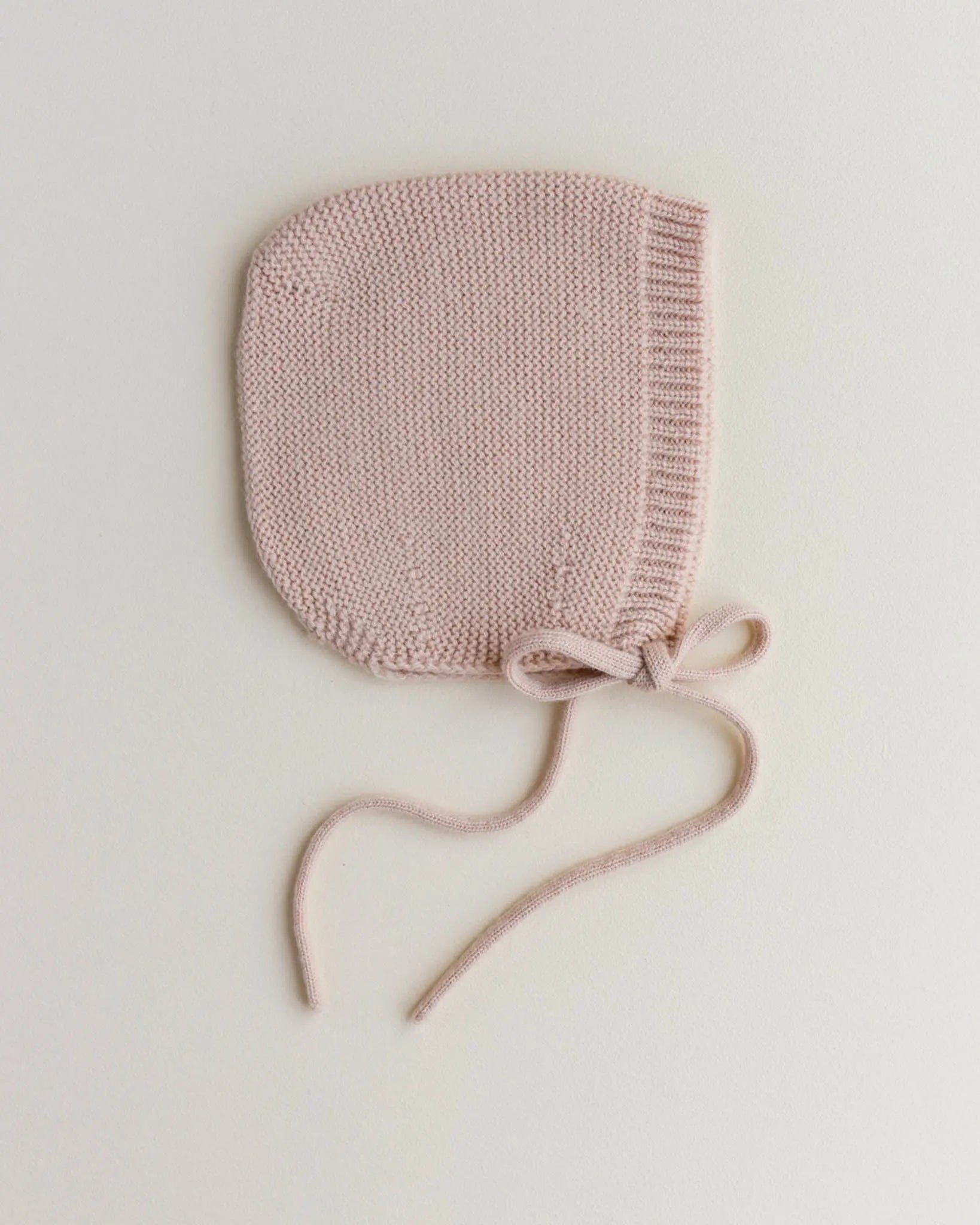 Hvid - Mütze für Neugeborene "Bonnet Dolly | Newborn" | apricot Hvid