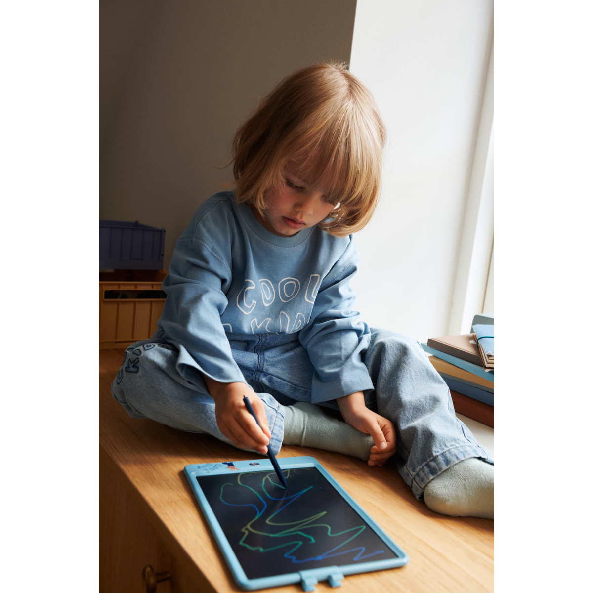 Liewood - Ziechentafel "Zora Magic Drawing Board 10 Inches" | tiger / beach blue