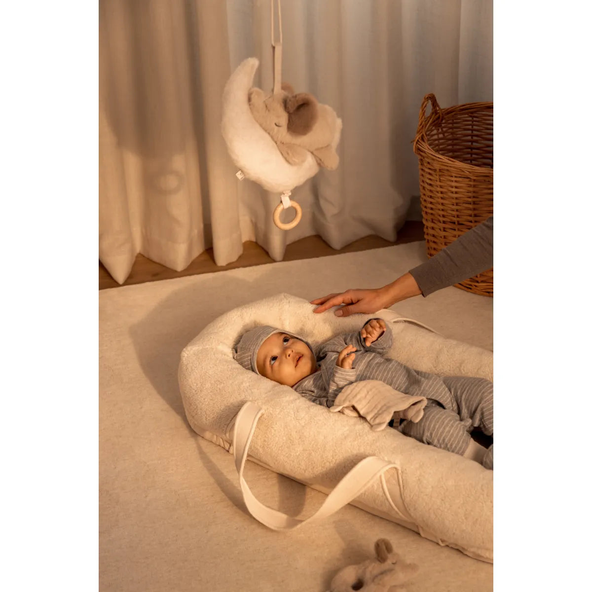 Liewood - Babynest "Gro Pile Babylift" | sandy