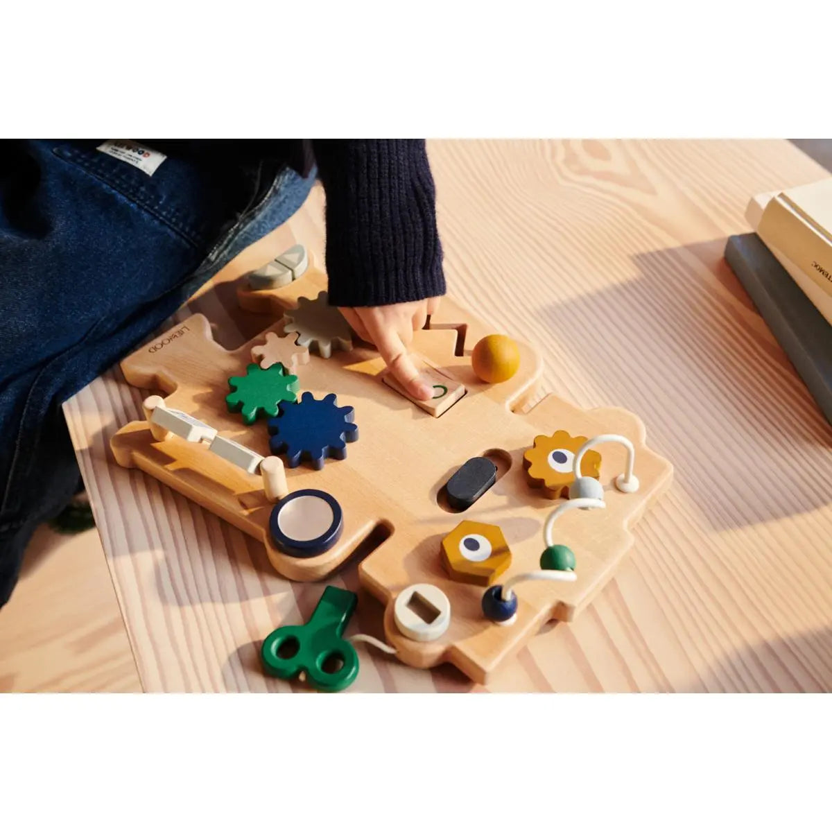 Liewood - Spielboard aus Holz "Carola Robot Play Board" | indigo blue multi mix Liewood