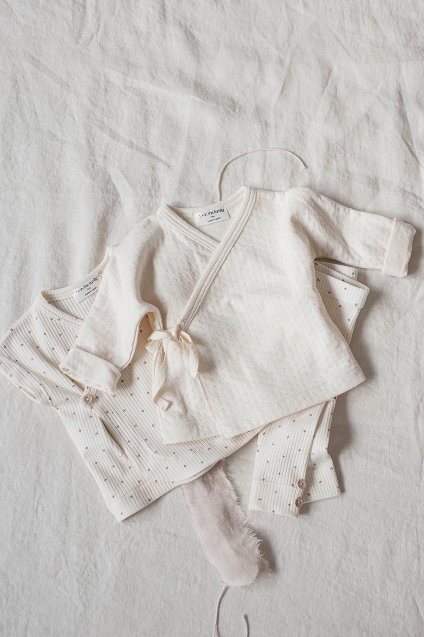 1 + in the Family - Long Sleeve Shirt "Giotto" | ivory - Leja Concept Store