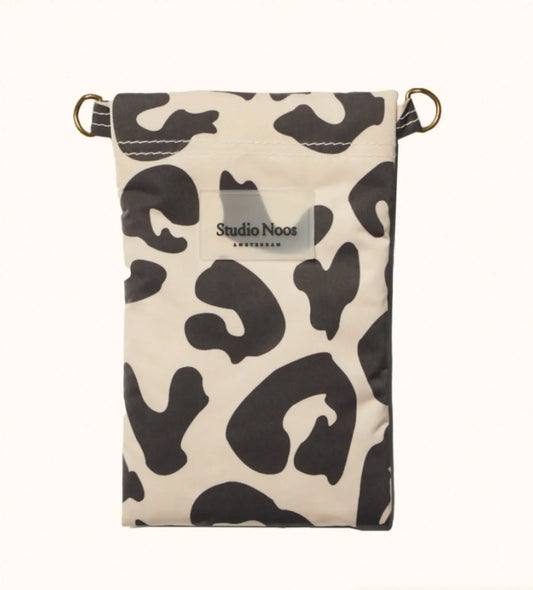 Studio Noos - Handytasche "Holy Cow Puffy Phone Bag " | holy cow Studio Noos