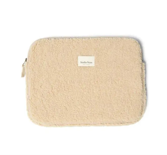 Studio Noos - Laptop Tasche "Ecru Teddy Laptop Sleeve 13inch" | beige Studio Noos