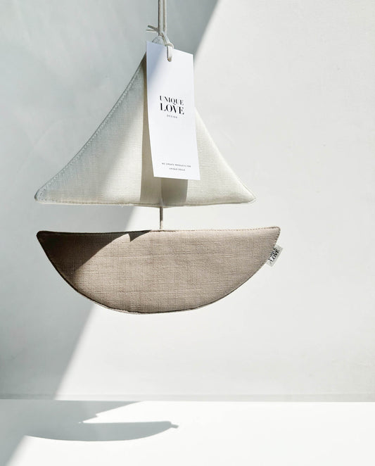 Unique Love - Mobile "Sail Away" | weiss / sand - Leja Concept Store