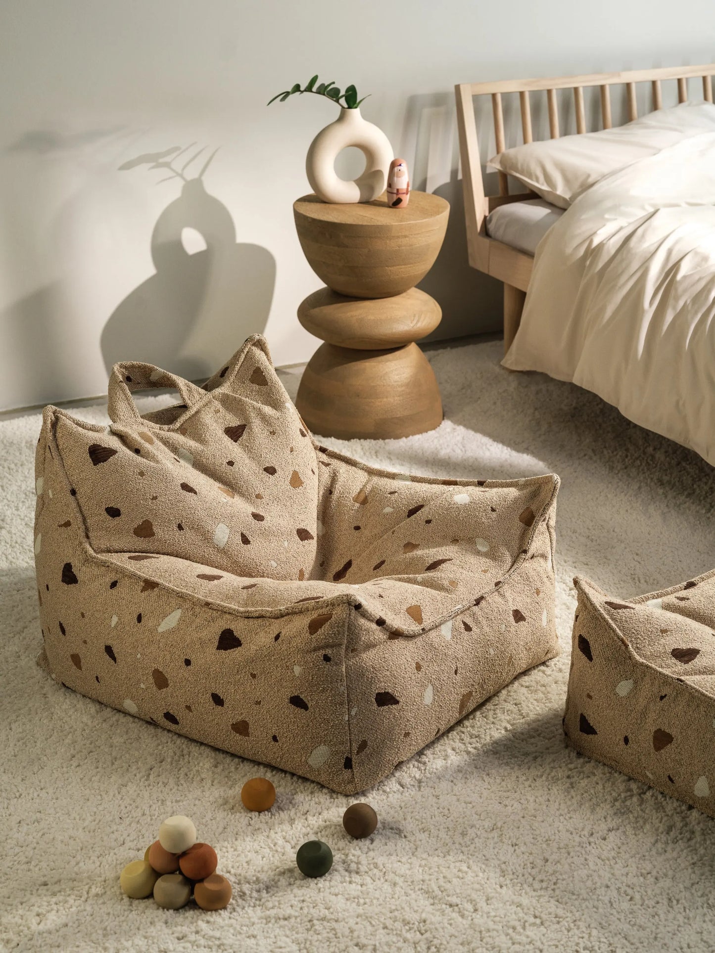 Wigiwama - Sitzsackstuhl "Beanbag Chair" | terrazzo-sand-beanbag-chair