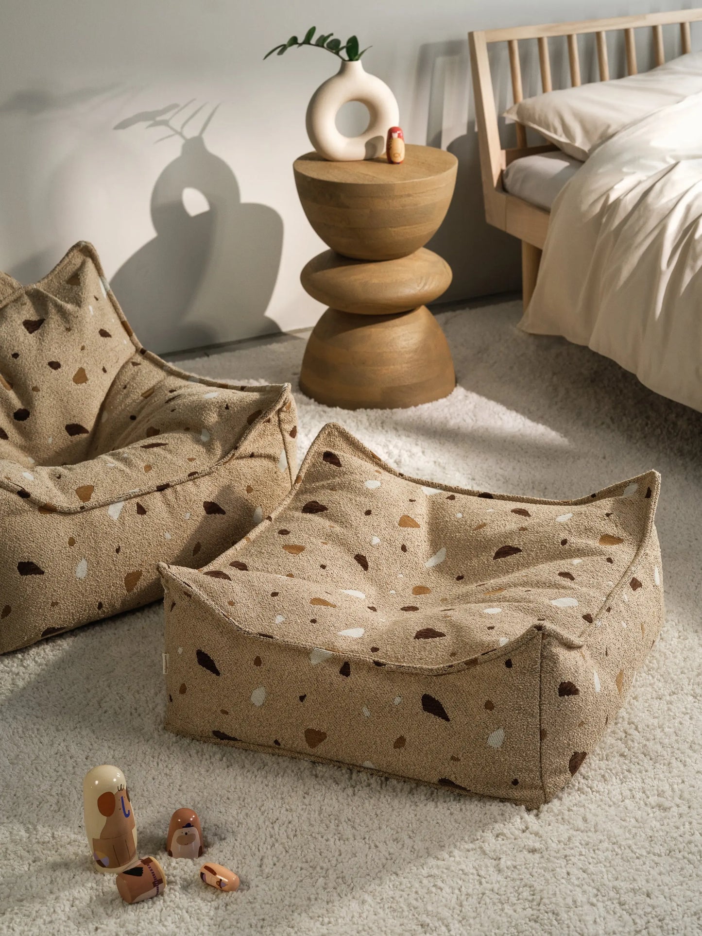 Wigiwama - Sitzsackstuhl "Beanbag Chair" | terrazzo-sand-beanbag-chair