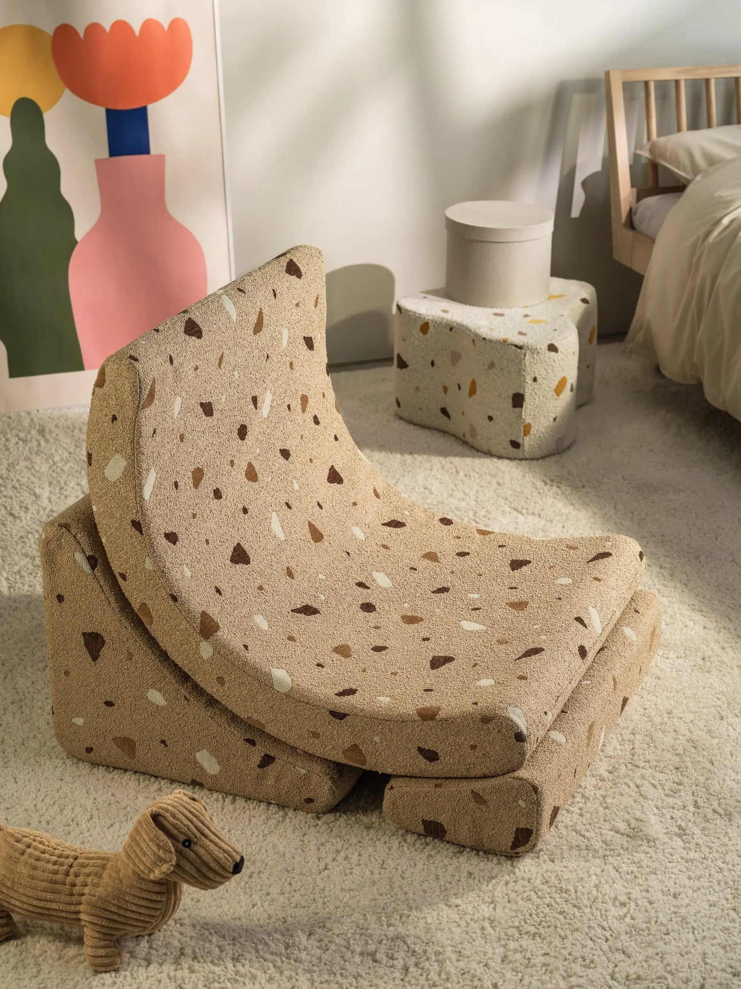 Wigiwama - Mondstuhl "Moon Chair" | terrazzo-sand