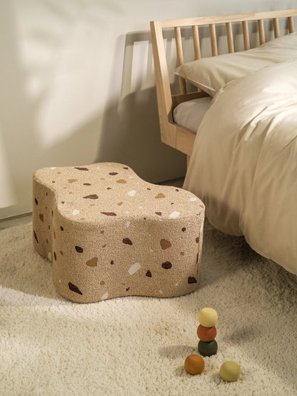 Wigiwama - Sitzpuff "Cloud Pouffe" | terrazzo-sand