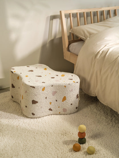 Wigiwama - Sitzpuff "Cloud Pouffe" | terrazzo-marble