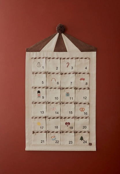 OYOY - Adventskalender "Circus Christmas Calendar" | beige / brown OYOY