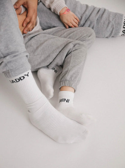 Famvibes - Socken "Striped DADDY" | weiss / schwarz - Leja Concept Store