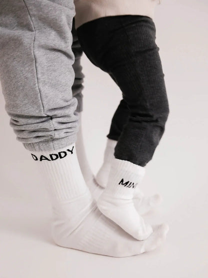 Famvibes - Socken "DADDY" | weiss / schwarz Famvibes