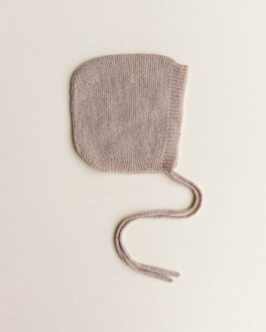 Hvid - Mütze für Neugeborene "Bonnet Newborn" | sand - Leja Concept Store