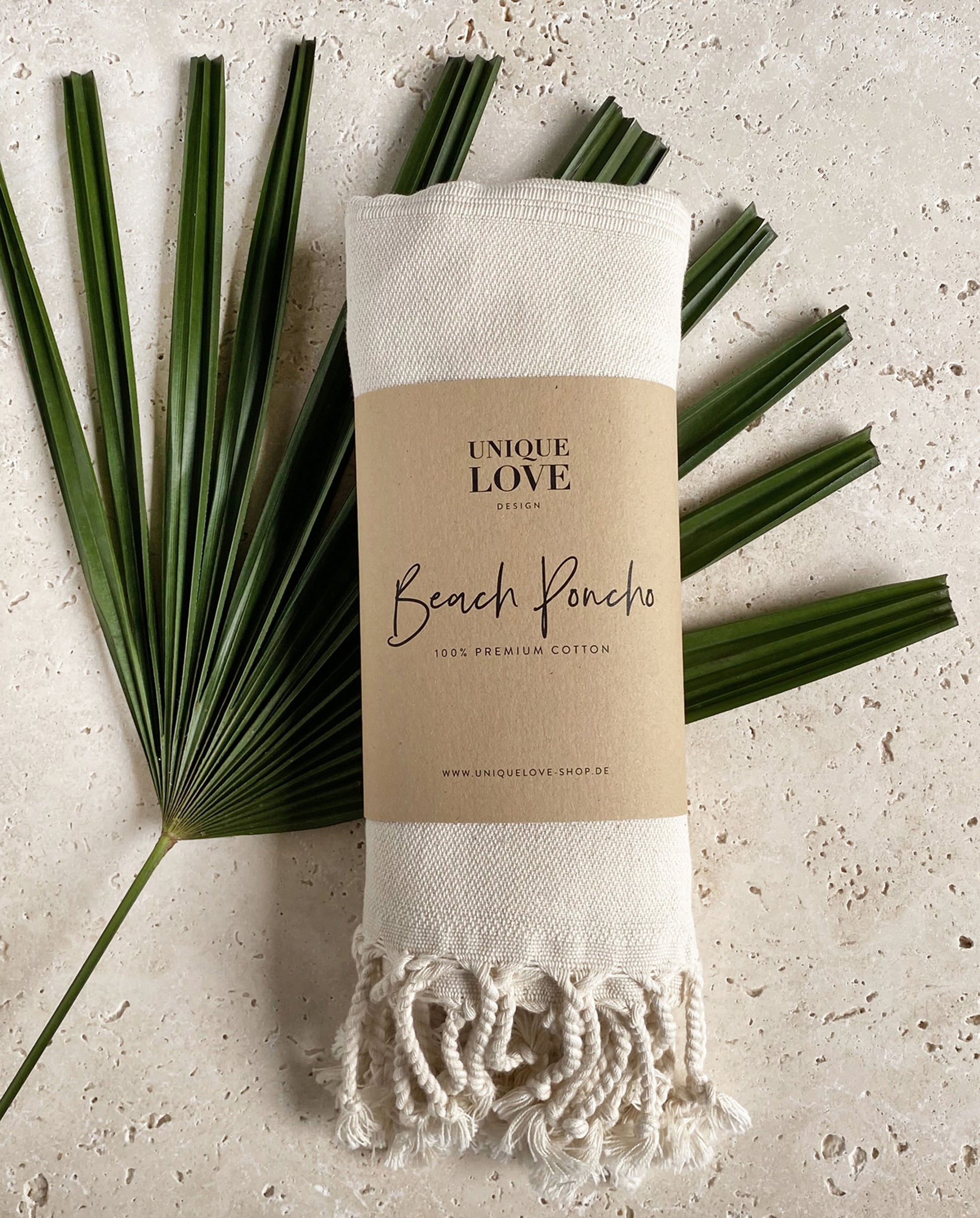 Unique Love - Poncho | off-white - Leja Concept Store