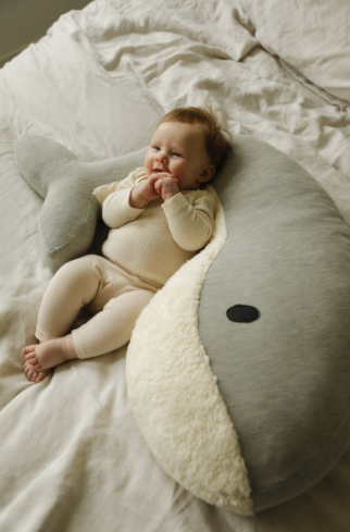 Nanami - Nursing Pillow / Cuddly Toy "Whale" | light grey