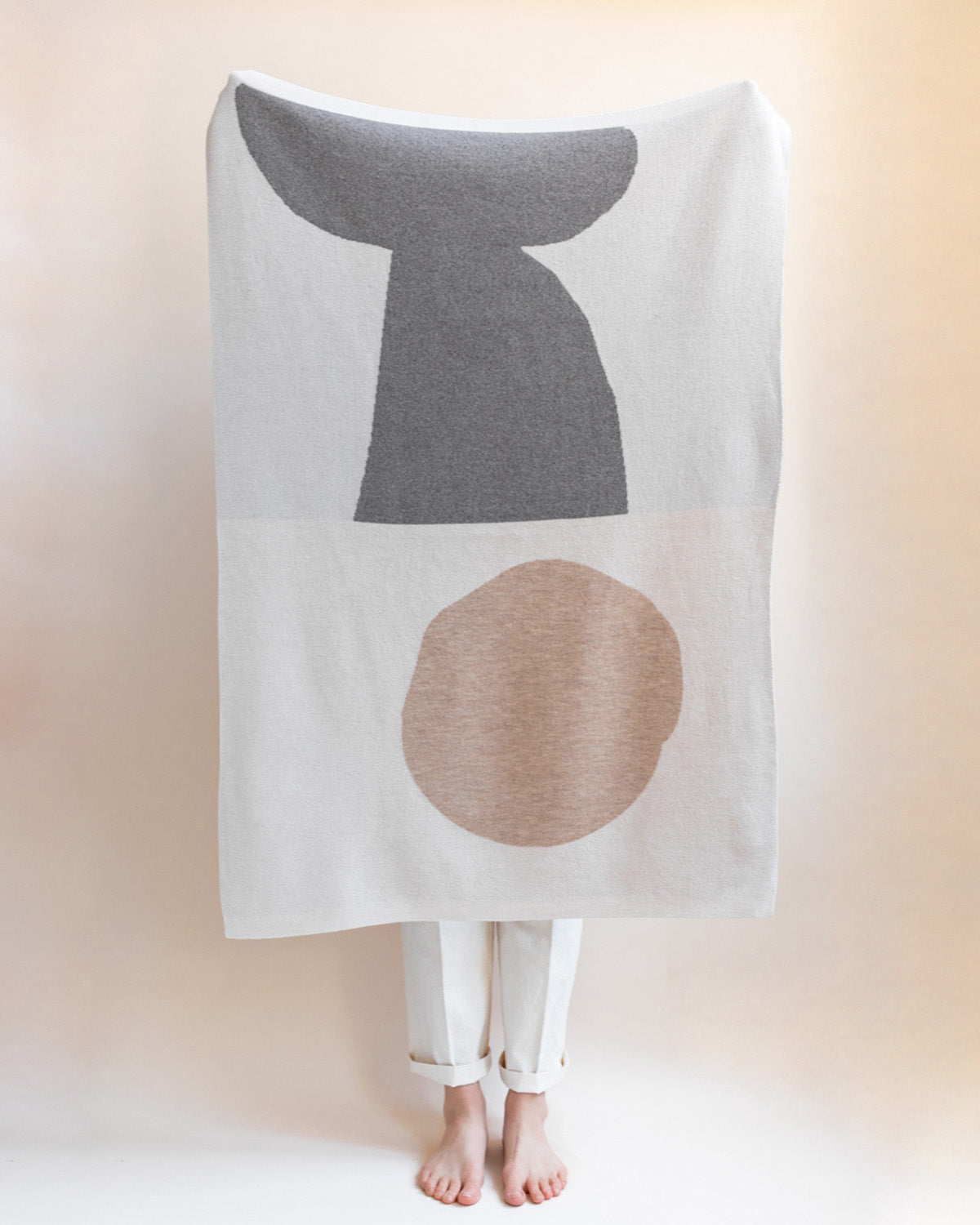 Hvid - baby blanket made of merino wool "Folie" | otter/sand