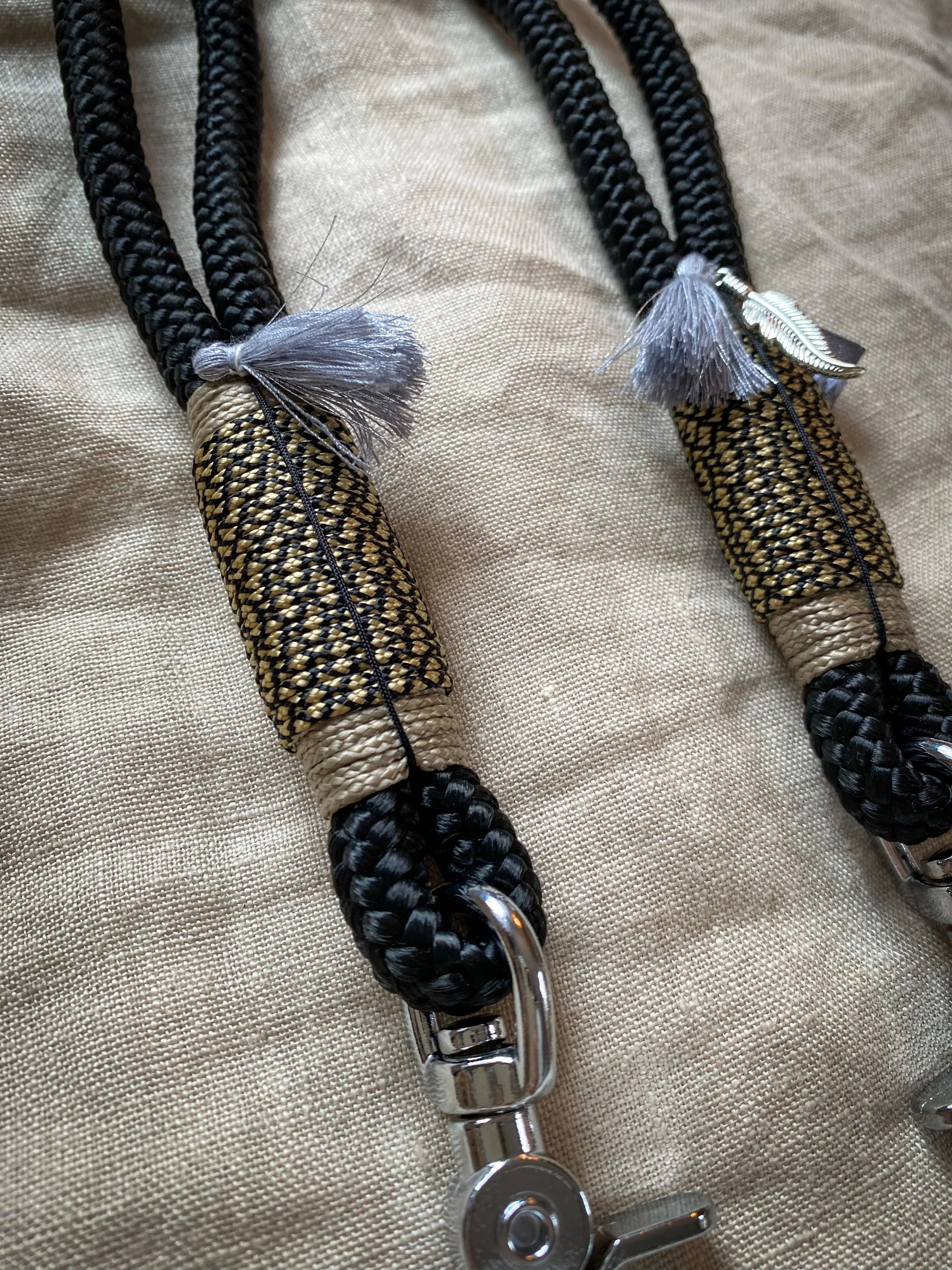Die Tauwerkstatt - Taschenhalter “Leo Love“ | silber - Leja Concept Store