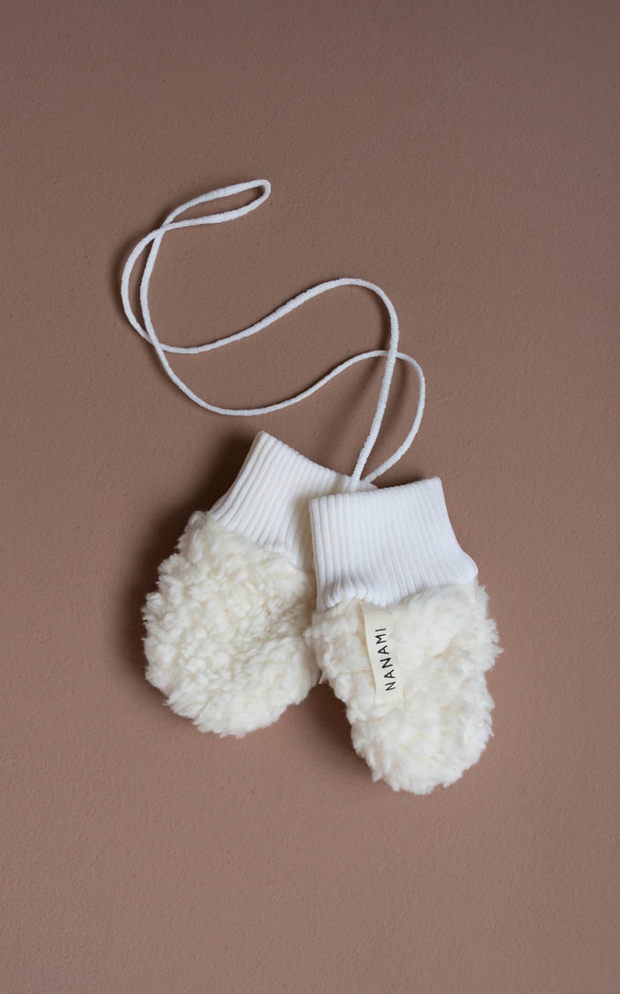 Nanami - Handschuhe "Teddy" | off-white - Leja Concept Store