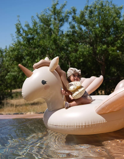 Konges Sløjd - Schwimmtier "Float UNICORN" | rose - Leja Concept Store
