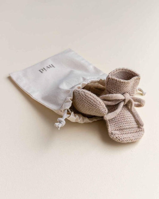 Hvid - knitted shoes "Booties" | sand